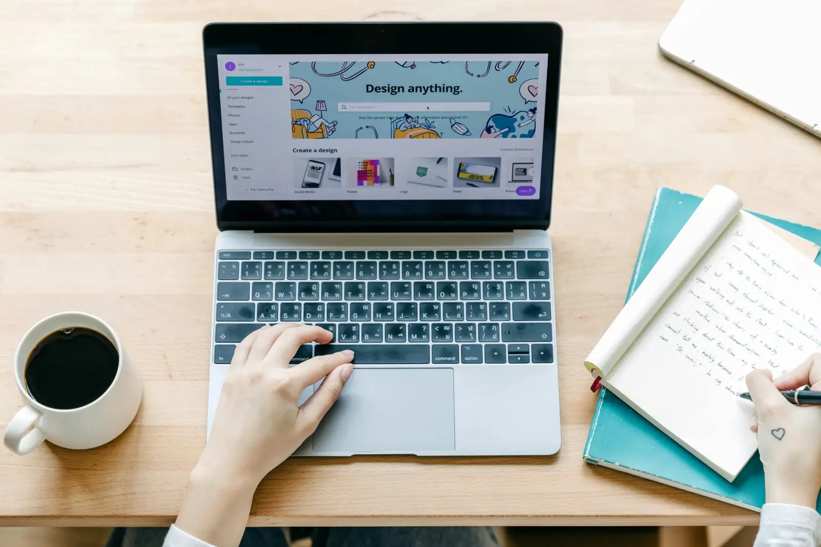 Kreativer Arbeitsbereich von Hafsa Software